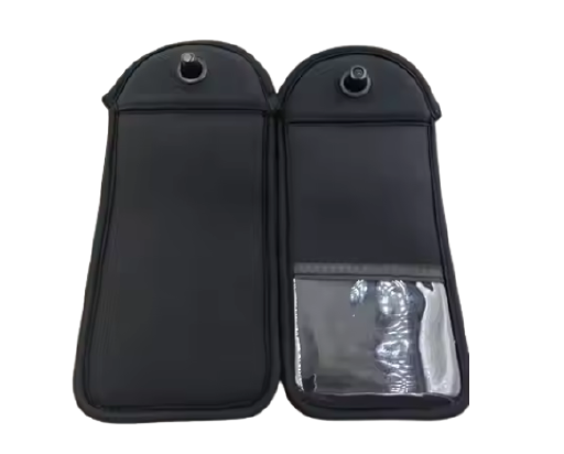 Manage Devices With This Locking Faraday Phone Pouch Manage Devices With This Locking Faraday Phone Pouch