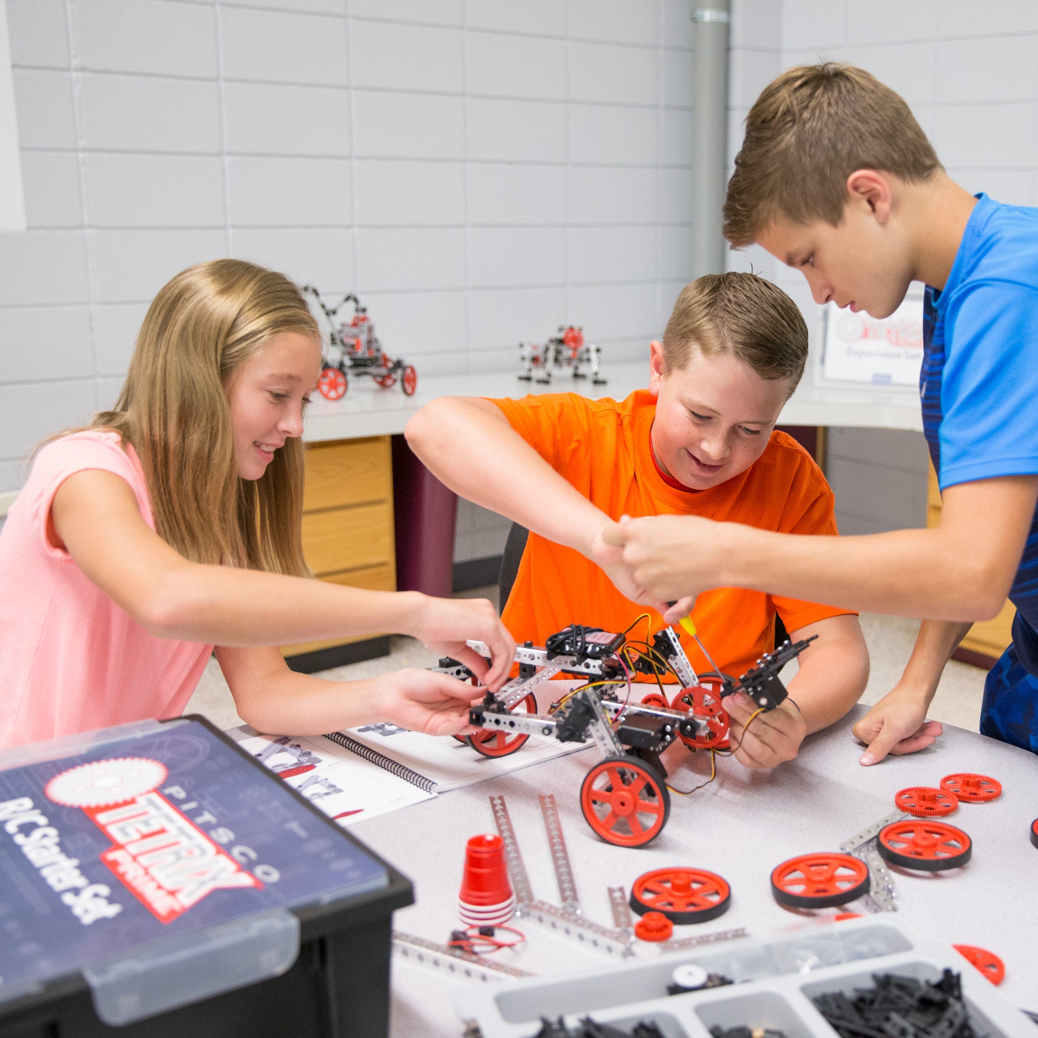 Robotics Kits & Educational Robot Systems - Pitsco Education