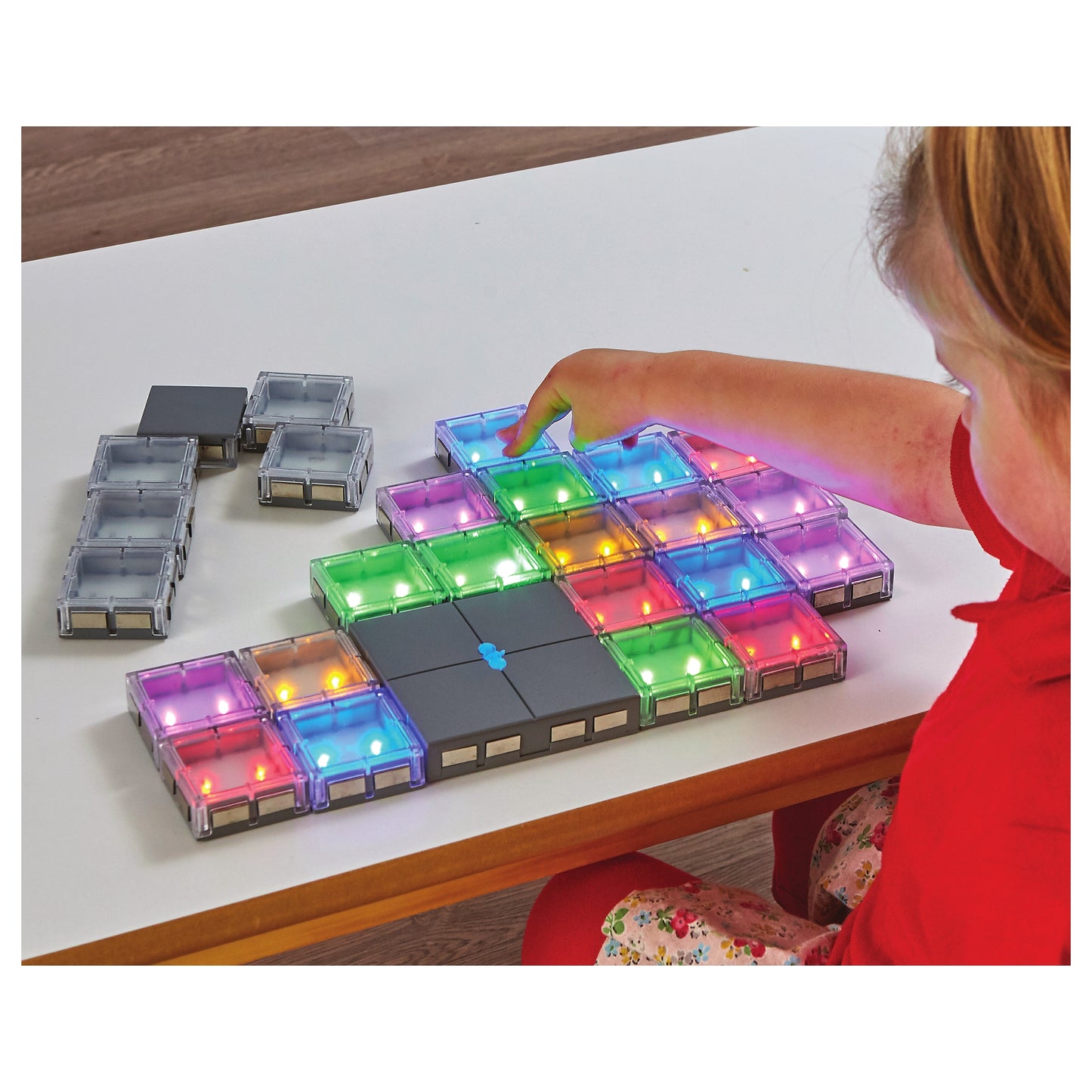 Connecting Glow Tiles
