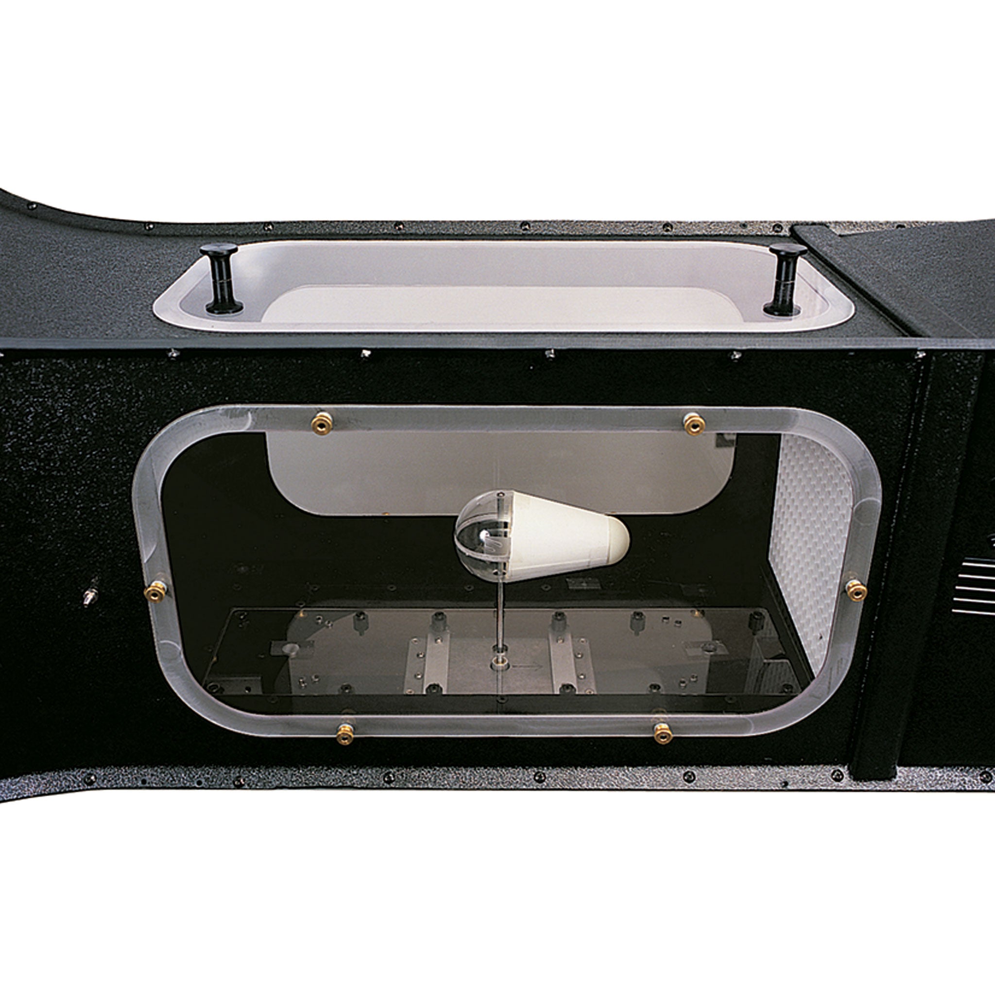 X-Stream Wind Tunnel with Stinger Mount