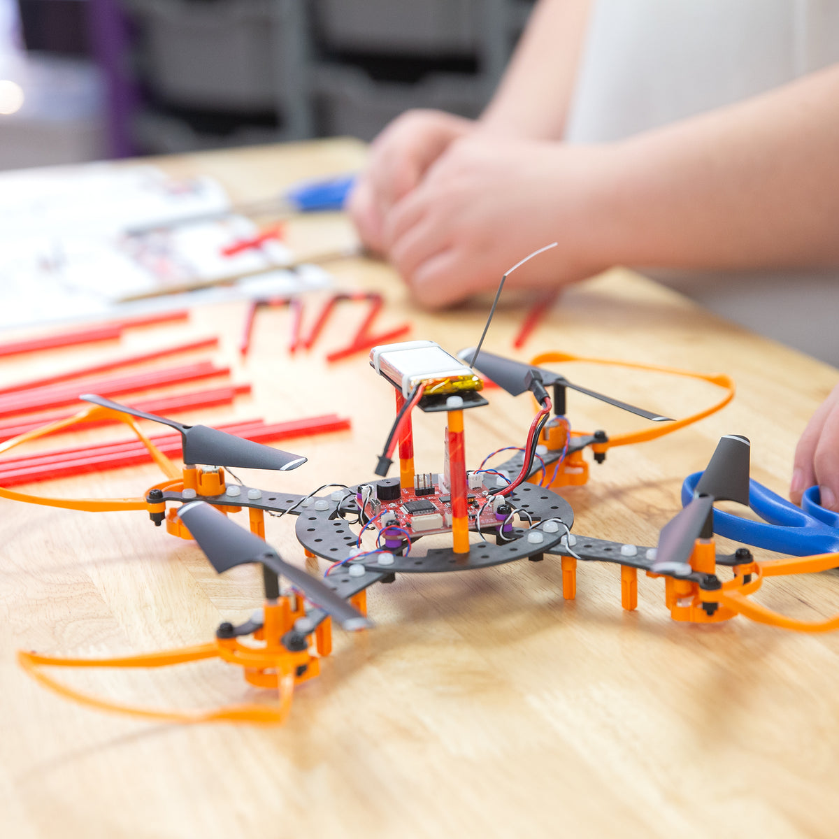 Introduce drone engineering with the Drone Infinity Kit